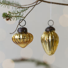 Load image into Gallery viewer, Bag of 10 Mini Mixed Shape Baubles
